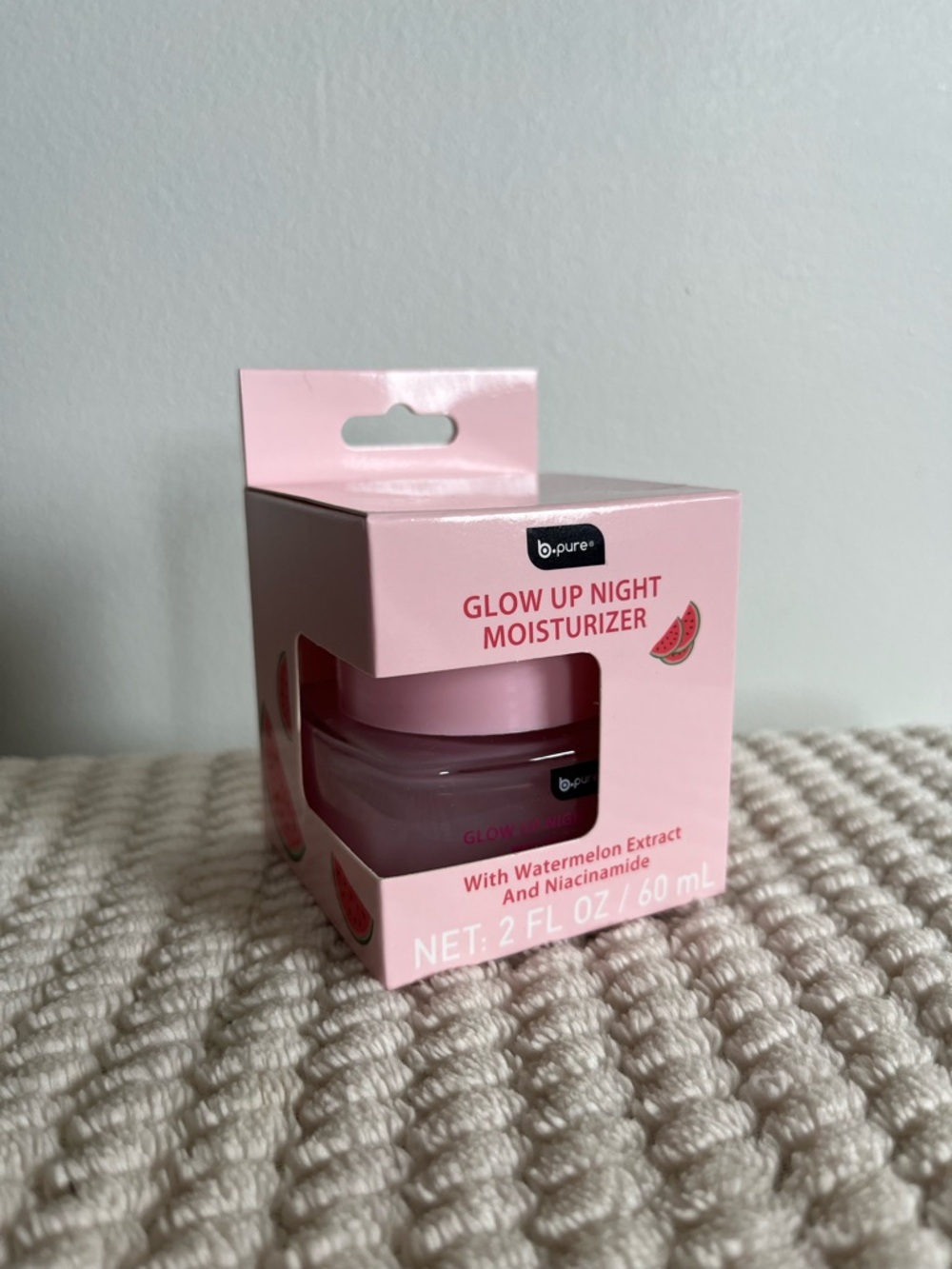 Glow Up Nighttime moisturizer with niacinamide